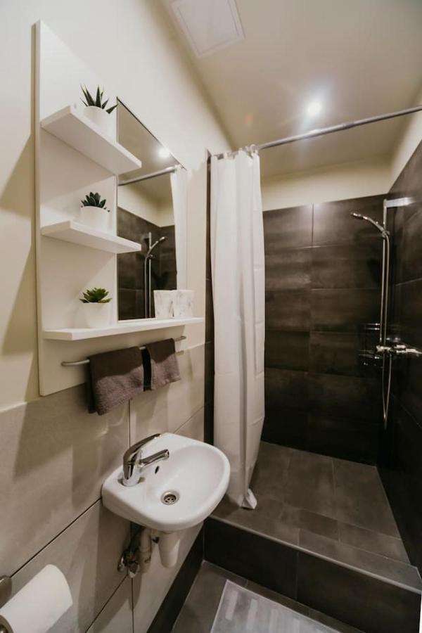 Smallest Apartment In The Center Of Рига Екстер'єр фото